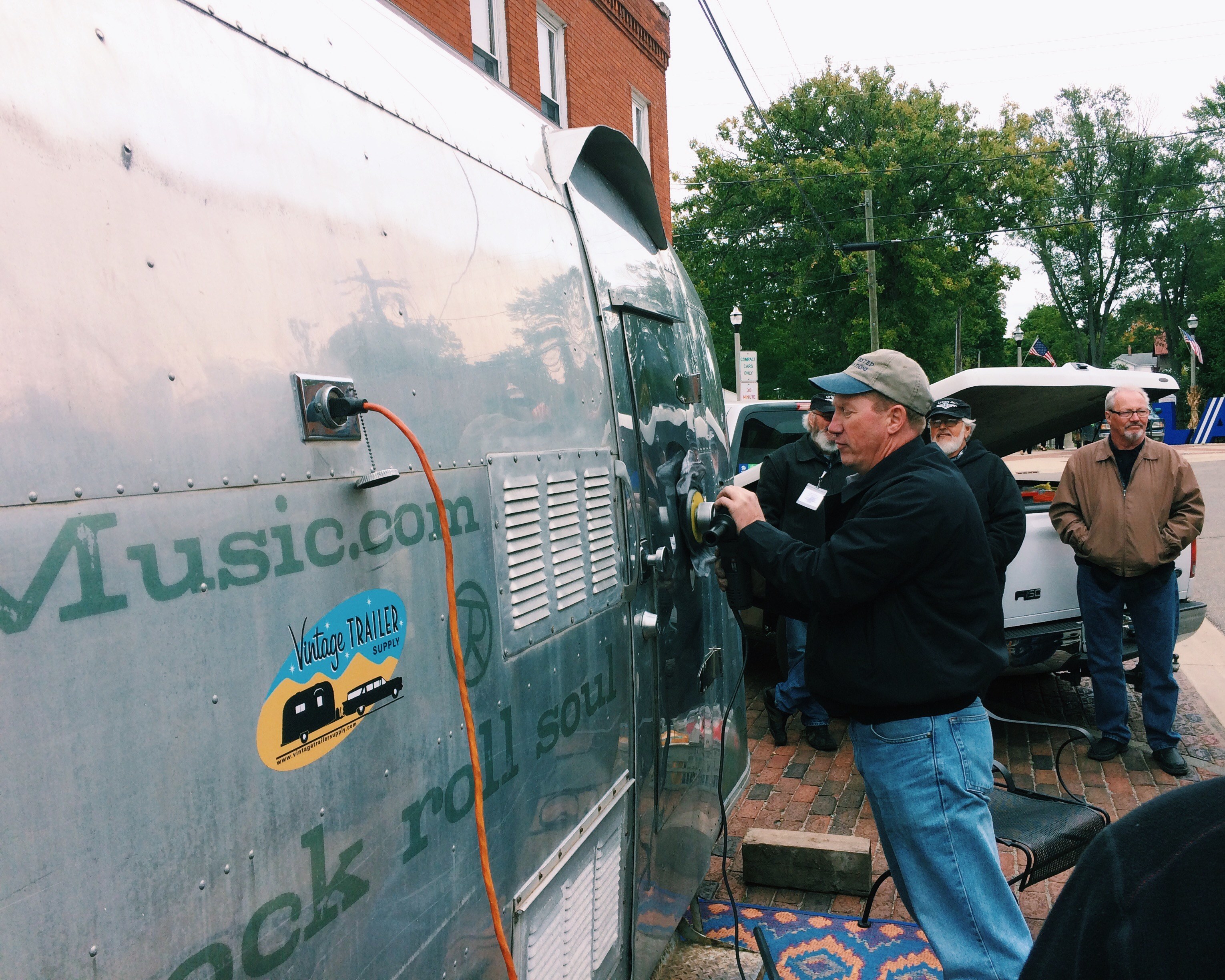 Processed with VSCOcam with c1 preset