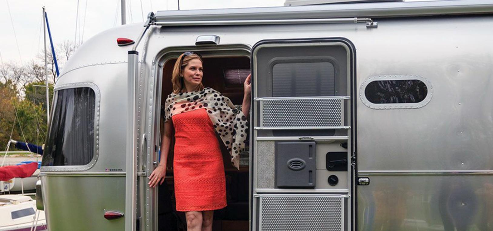 Airstream_E3_Land_Yacht