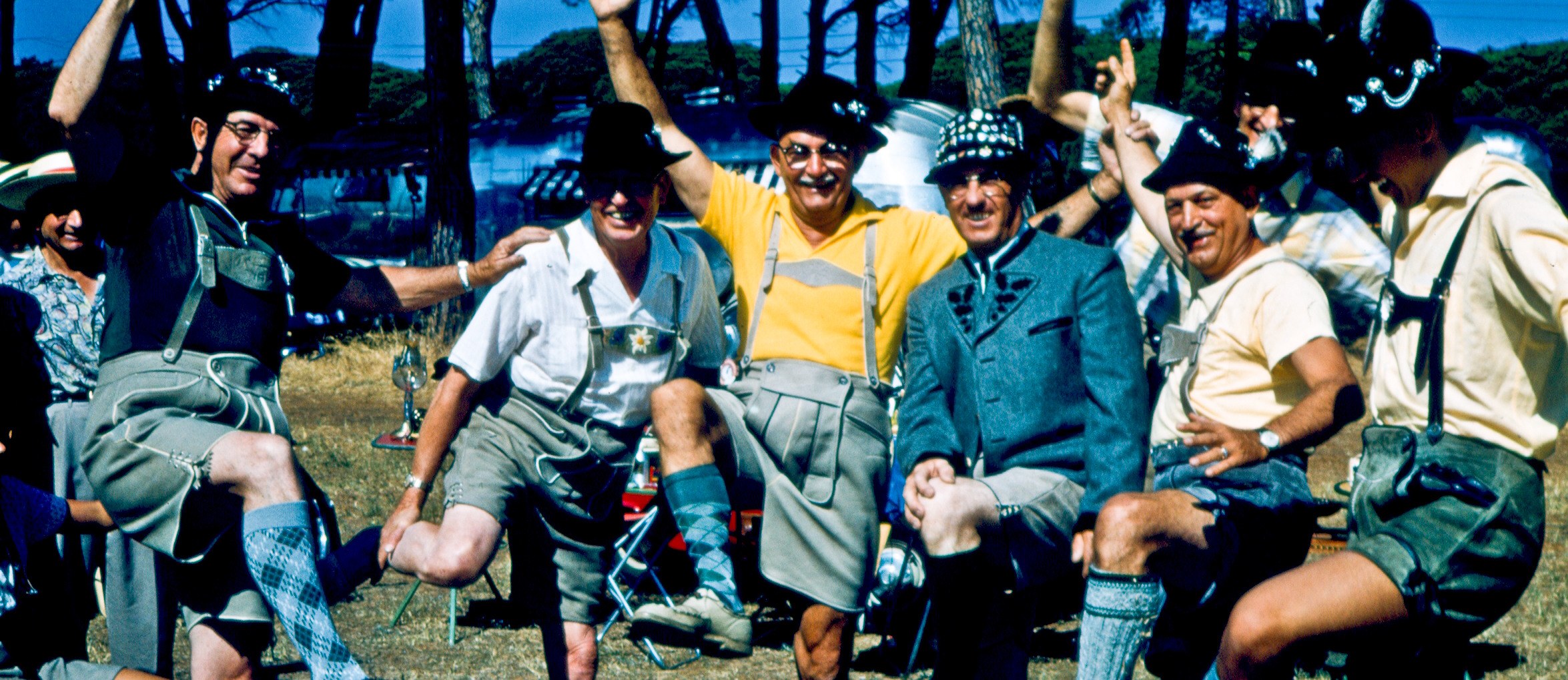 lederhosen-picture-airstream-caravan-692x300