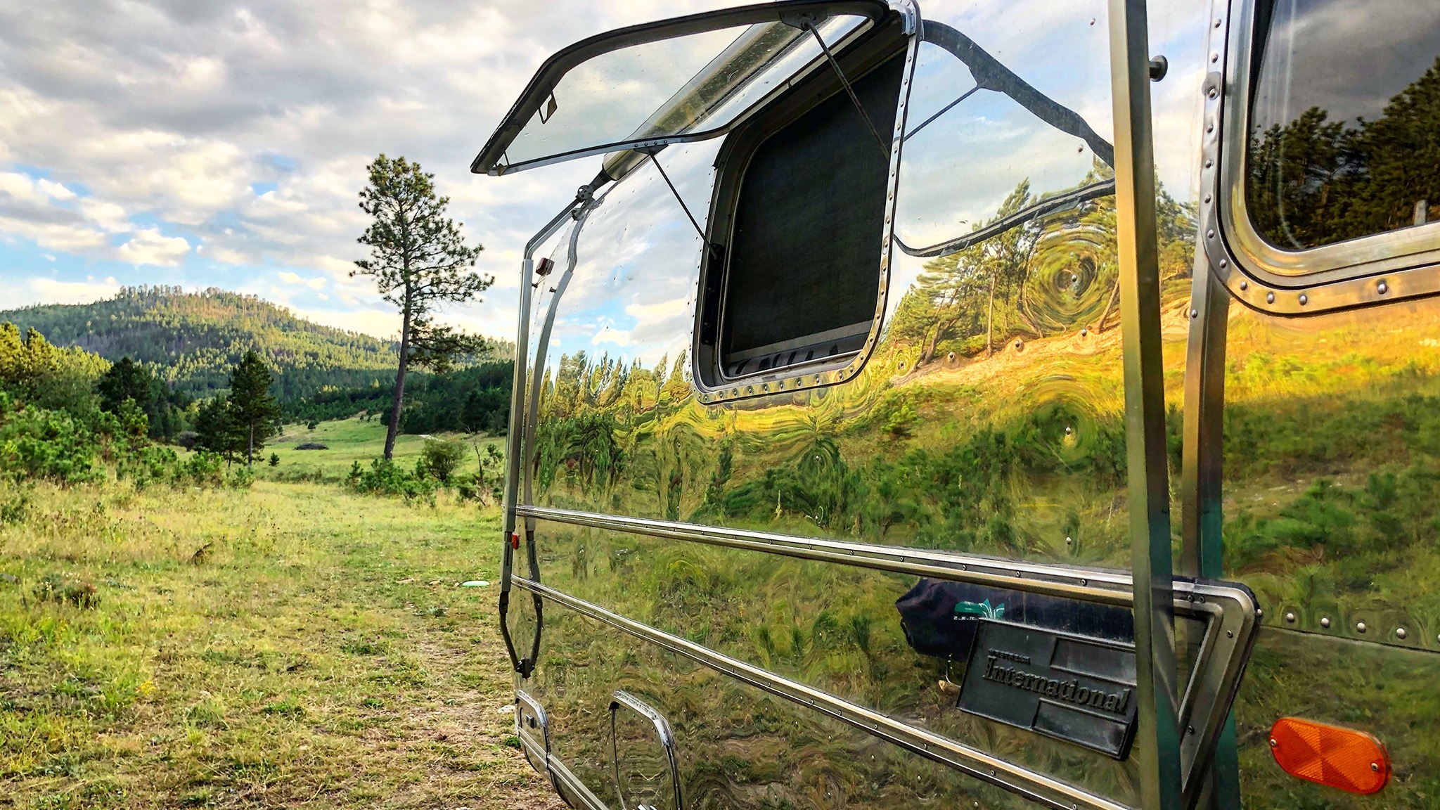 Airstream Leave It Beautiful reflection