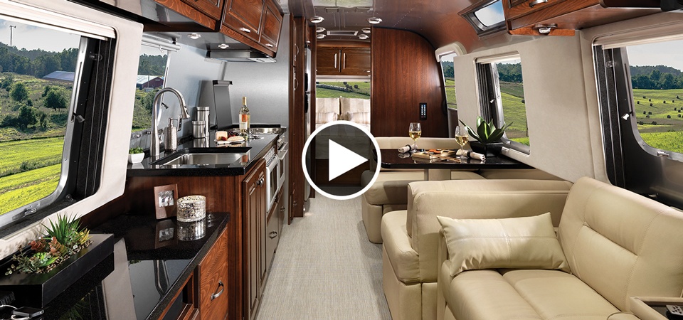 Airstream Spotlight: Introducing the new 33-foot Classic Travel Trailer