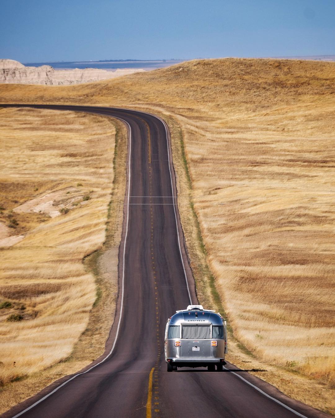 Image: 17-Airstream_Blog_Jonathan-Irish_Recap_img-1.jpg