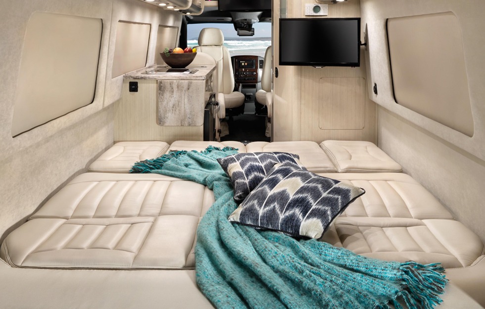 Airstream Travel Trailers >> Airstream Spotlight: 2018 Interstate Touring Coach Series ... Airstream Travel Trailers >> Airstream Spotlight: 2018 Interstate Touring Coach Series ...