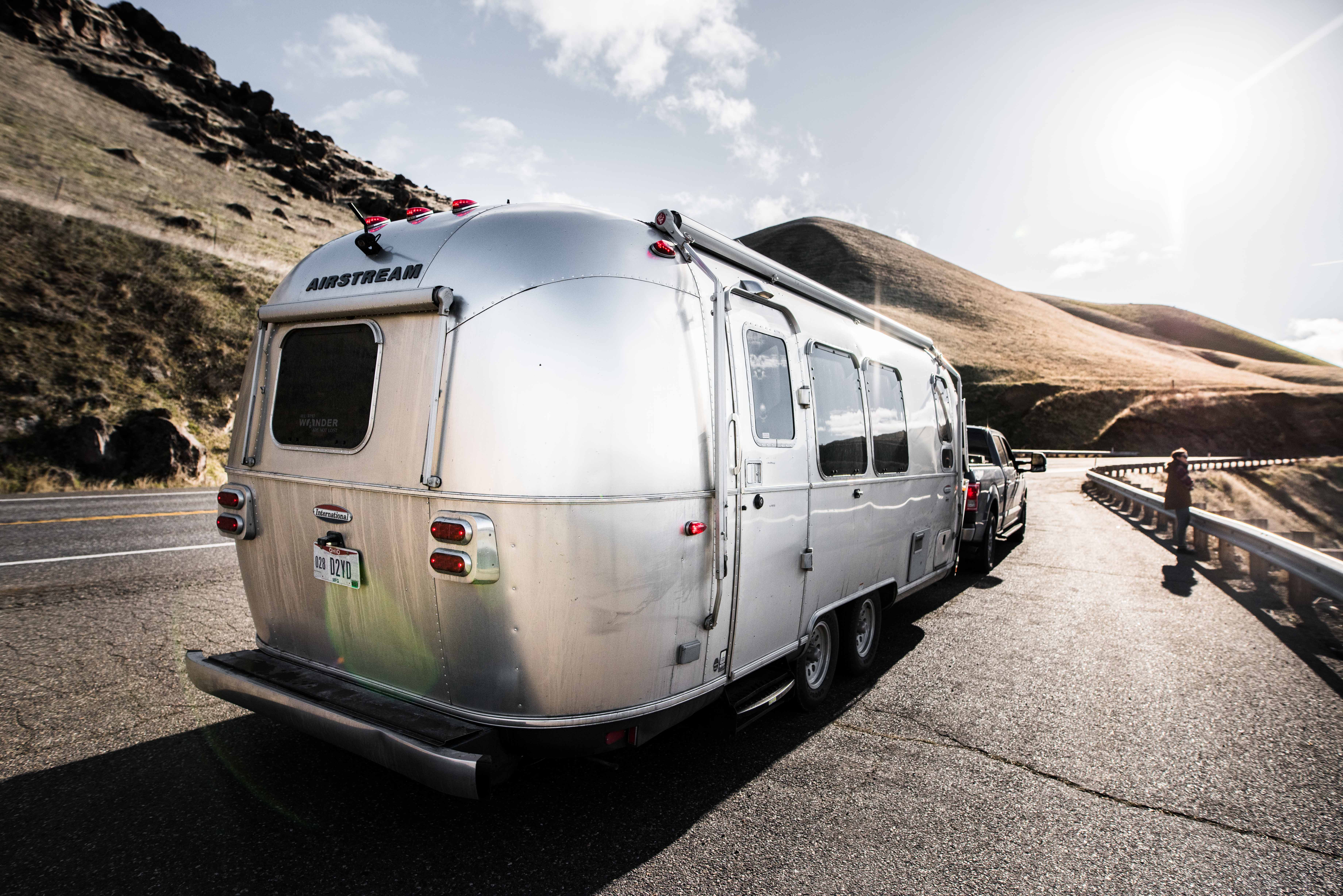 LUV LENS_COMMERCIAL_AIRSTREAM_ENDLESS CARAVAN WEEK 4_smallforblog-11