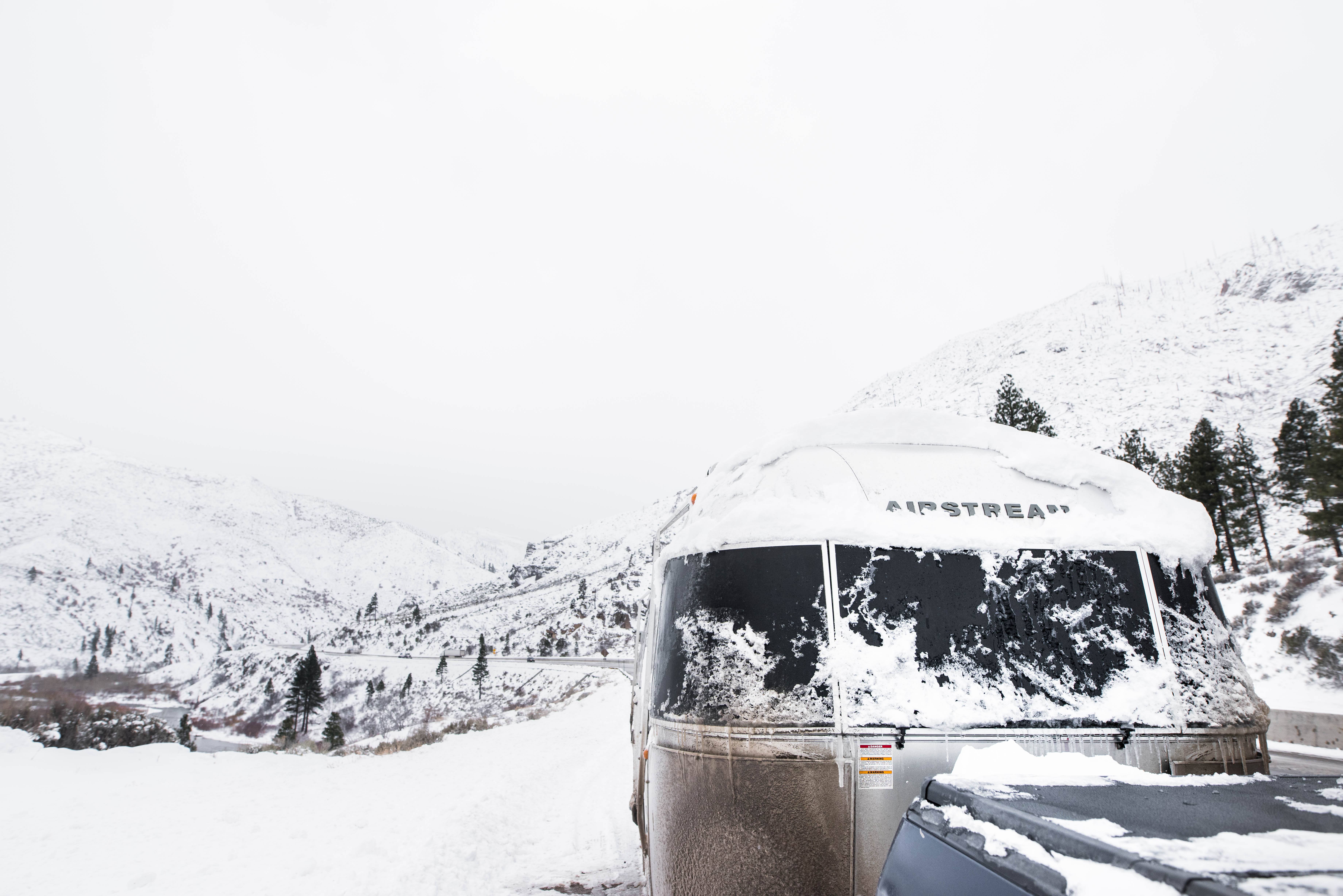 LUV LENS_COMMERCIAL_AIRSTREAM_ENDLESS CARAVAN WEEK 6_small for blog-24