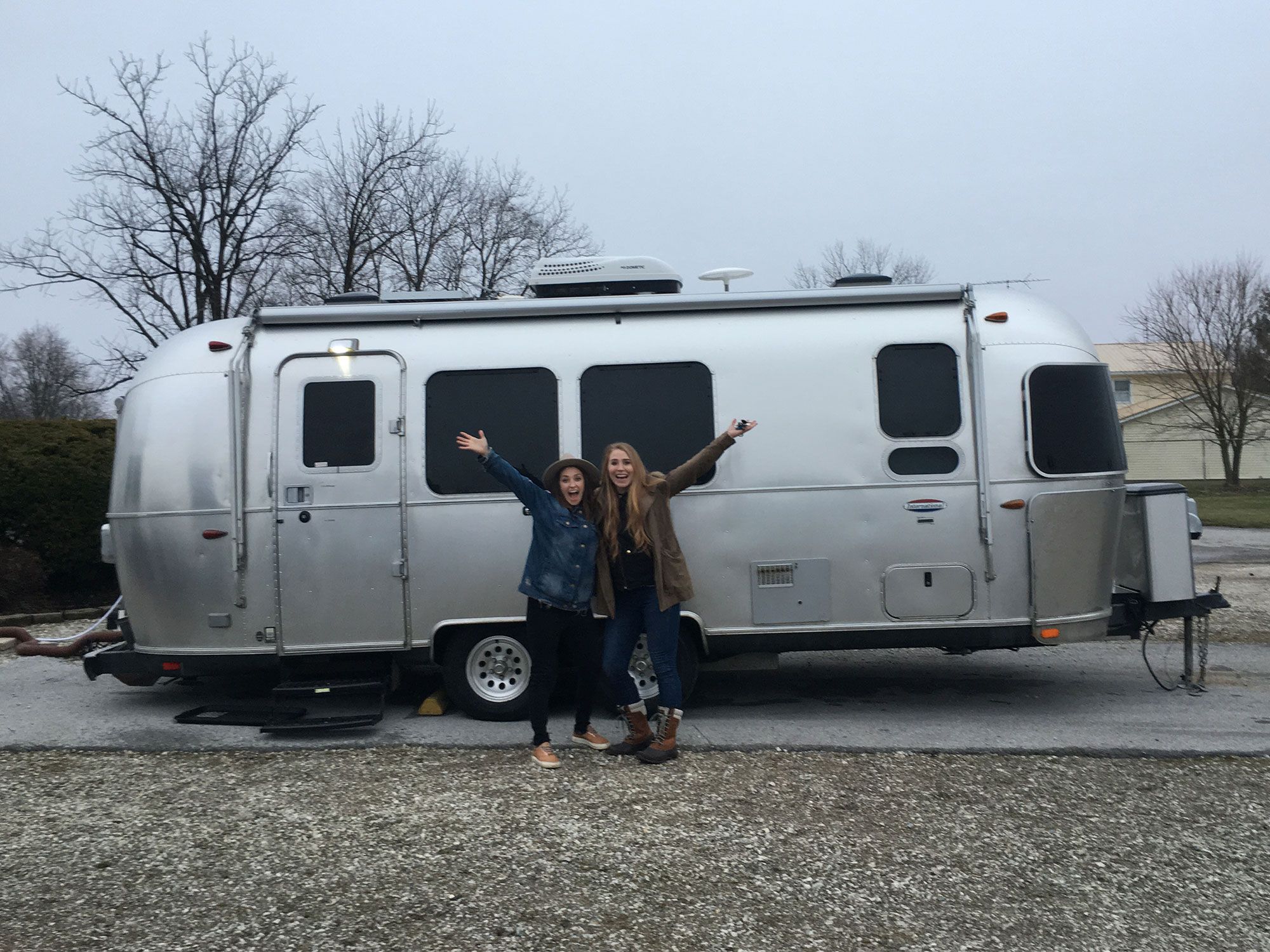 YellowCo.EndlessCaravan