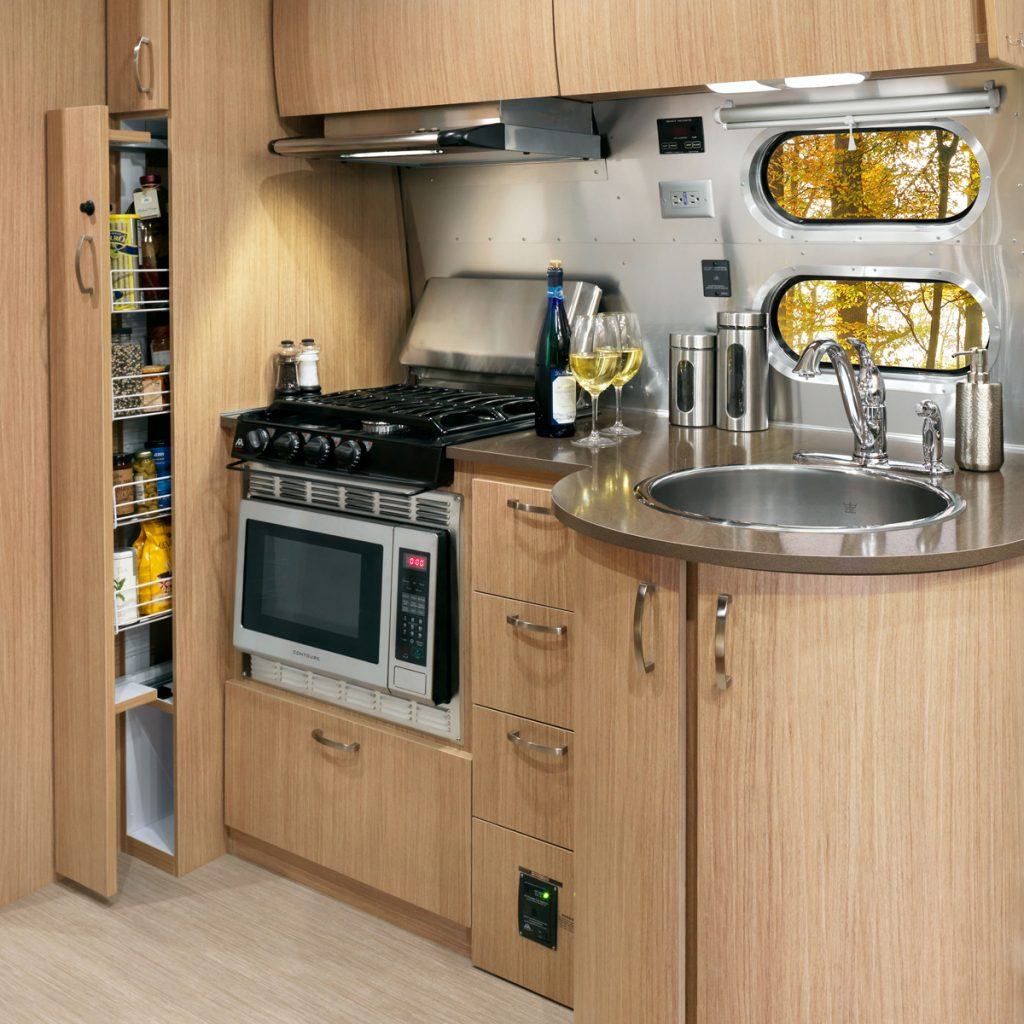 FlyingCloud-Sub-Floorplan-25FB-2-Kitchen