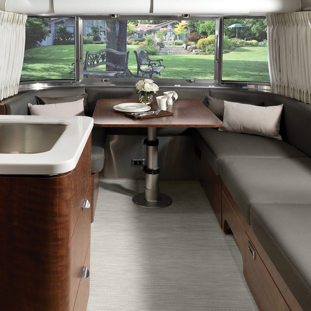 Globetrotter-Sub-Floorplan-Individual-27FBTwin-3-Dinette