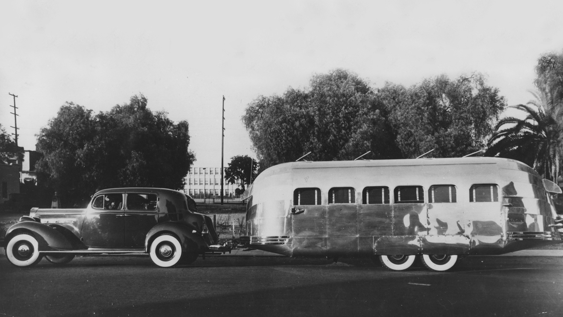 Wally-Byam-Airstream-history-1936-clipper