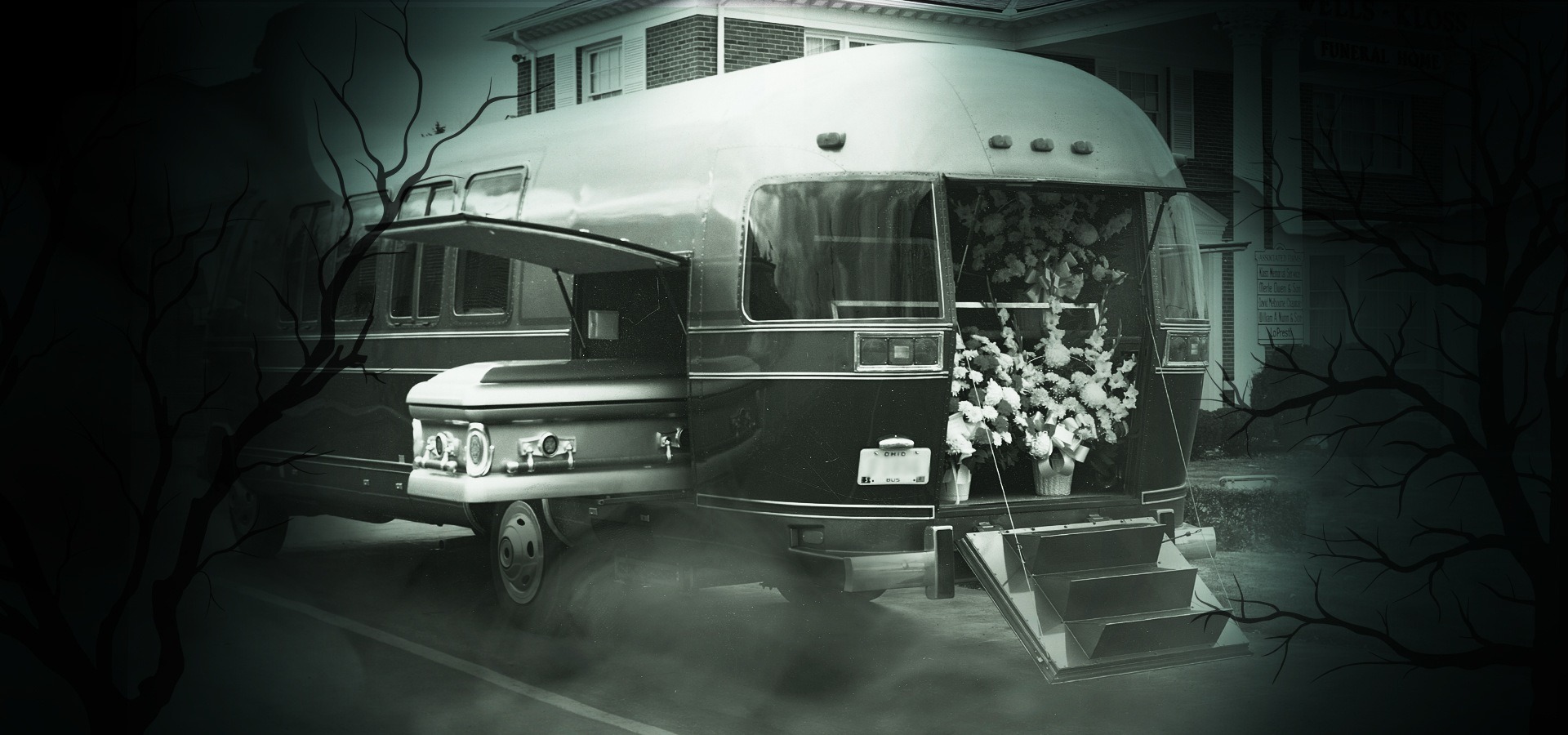 18-AIR-Halloween-Blog3-Feat_1920x900