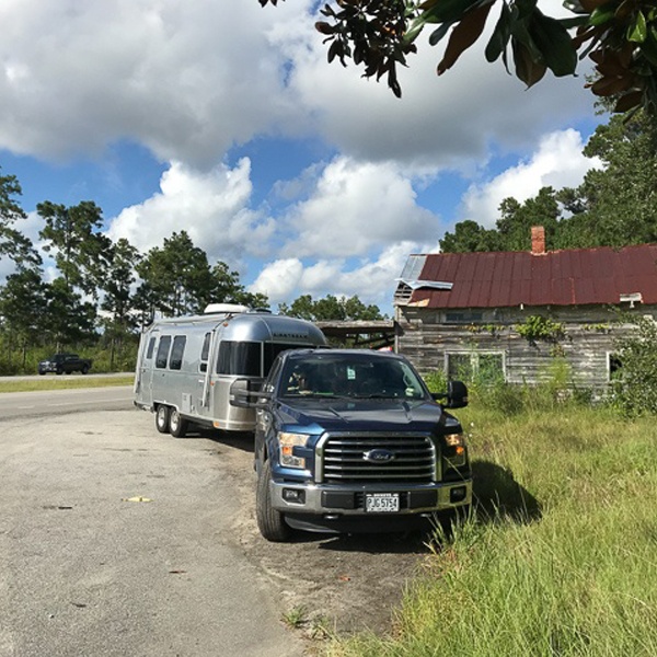 EndlessCaravan-WildFreeOnes-TravelingWithKids