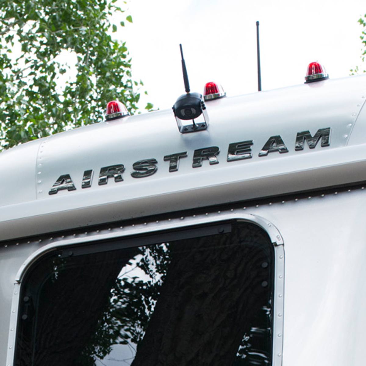 International-Sub-Features-Grid-2-RearviewMonitoring