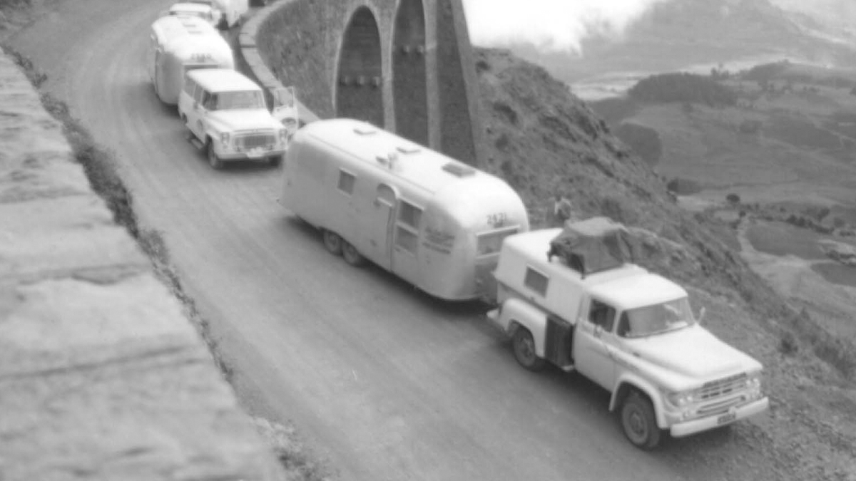 WhyAirstrea-Sub-People-Carousel-3-CaravanClub-Mobile