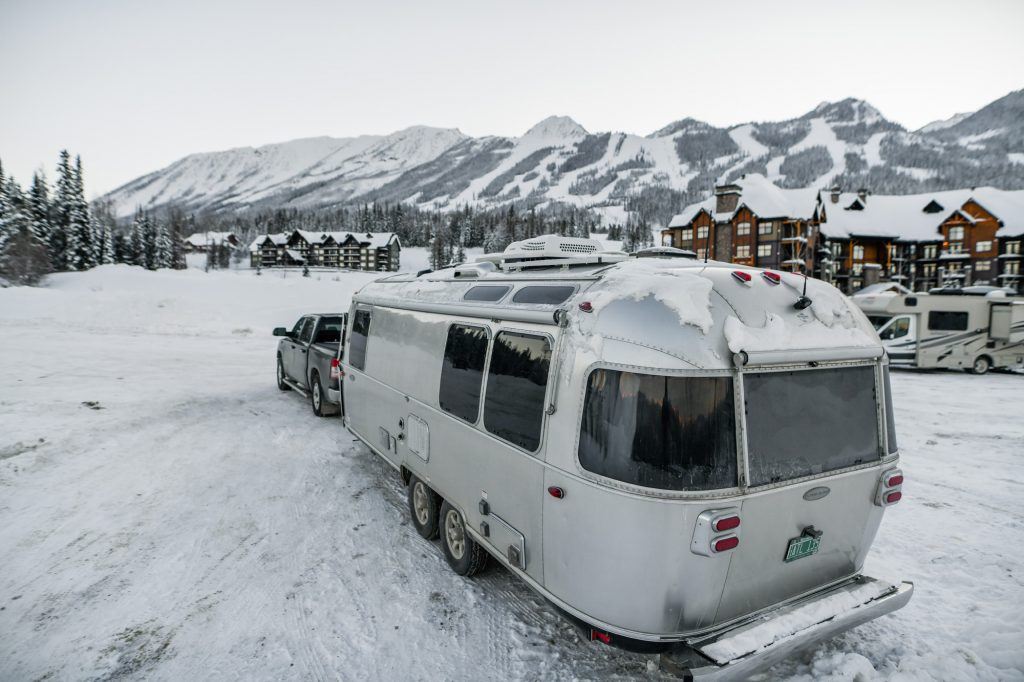Airstream Flying Cloud Winter
