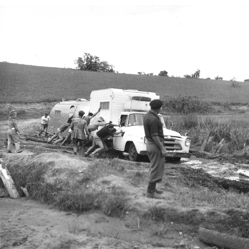 Airstream-African-trip-stuck