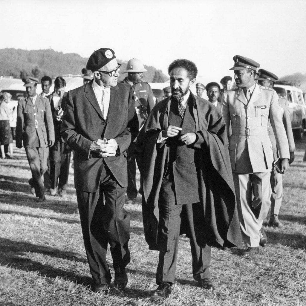Airstream-tradition-Wally-and-Emperor-Haile-Selassie