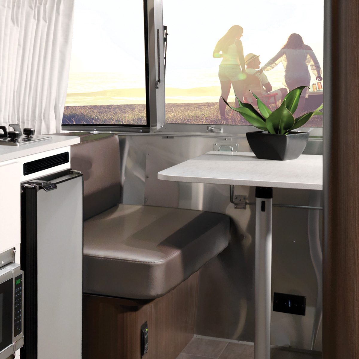 Caravel 16RB Dinette