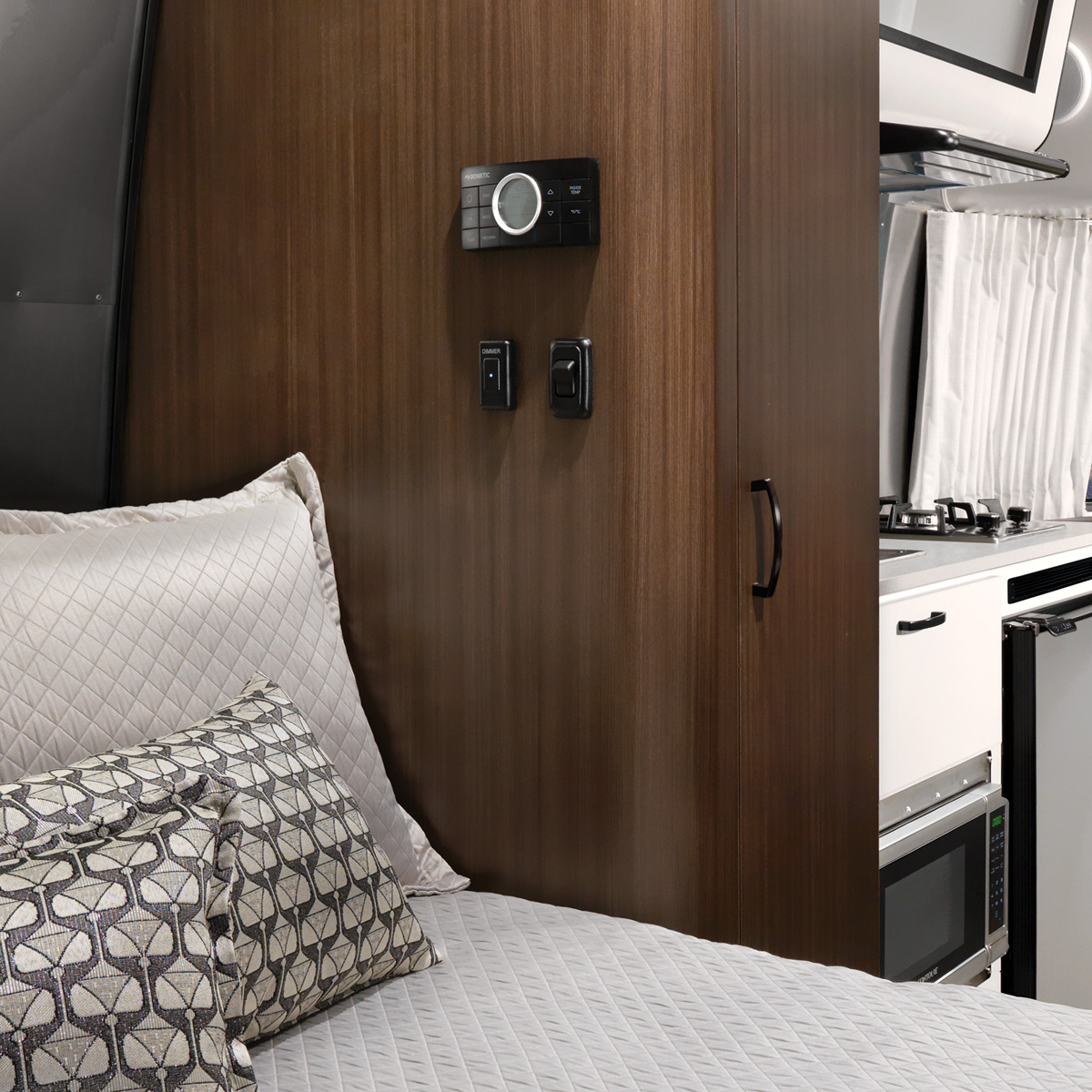 Caravel 16RB Storage