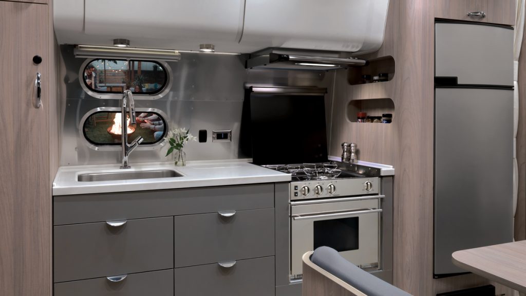 Globetrotter 23FB Kitchen