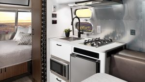 Caravel Pewter Decor