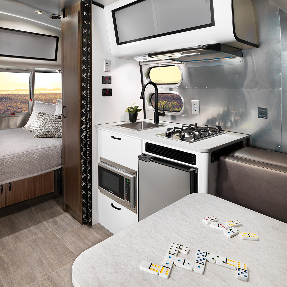 Caravel Pewter Decor