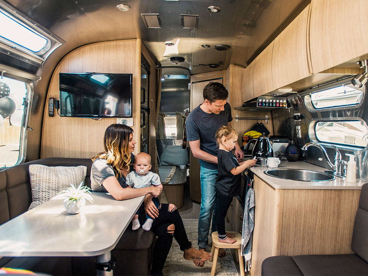 Airstream-Experiences-blog-mobile-header