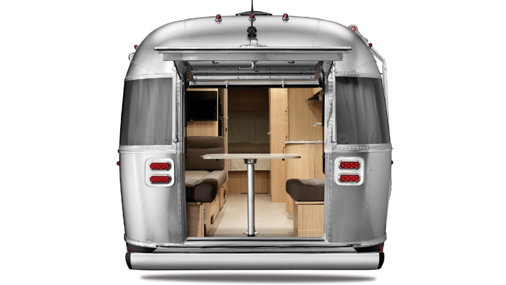 Airstream Flying Cloud 2020 27FB Rear Hatch