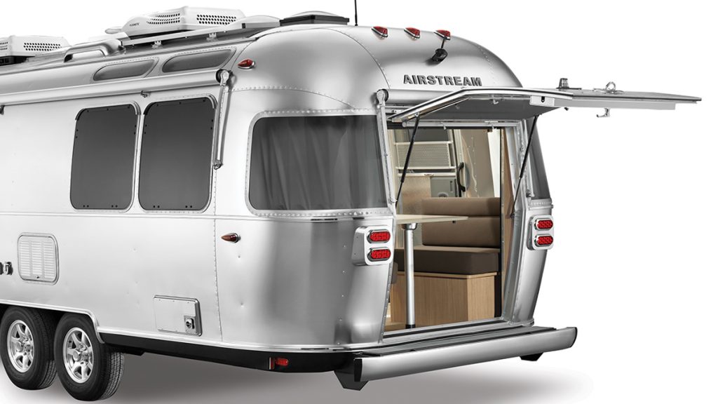 Airstream Flying Cloud 2020 27FB Rear Hatch