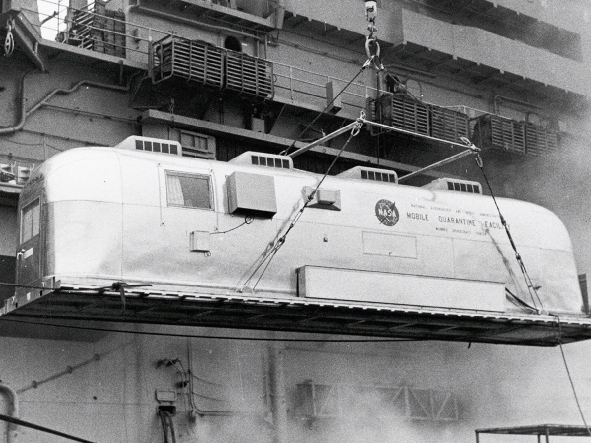 Airstream-Mobile-Quarantine-Facility-Loading-on-Ship-Mobile