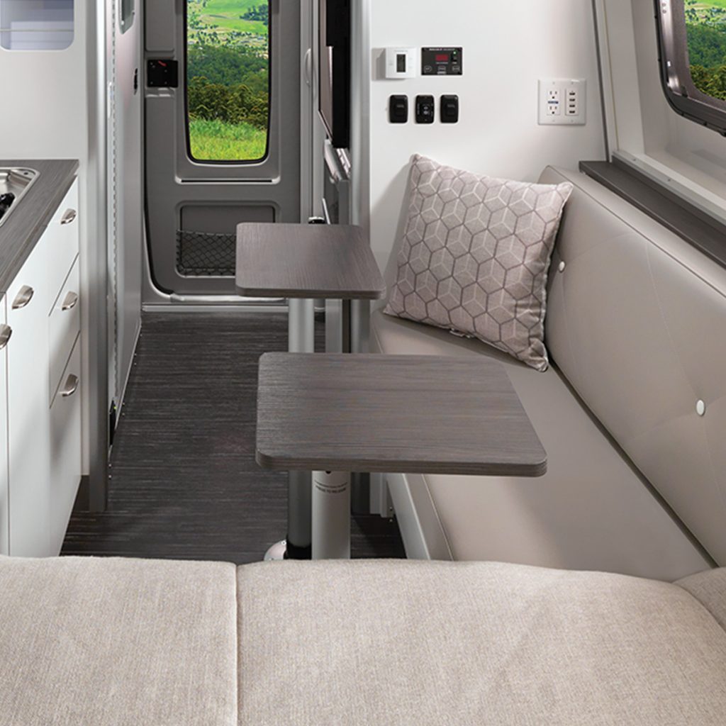 Nest-Wingspan-White-Double-Dinette