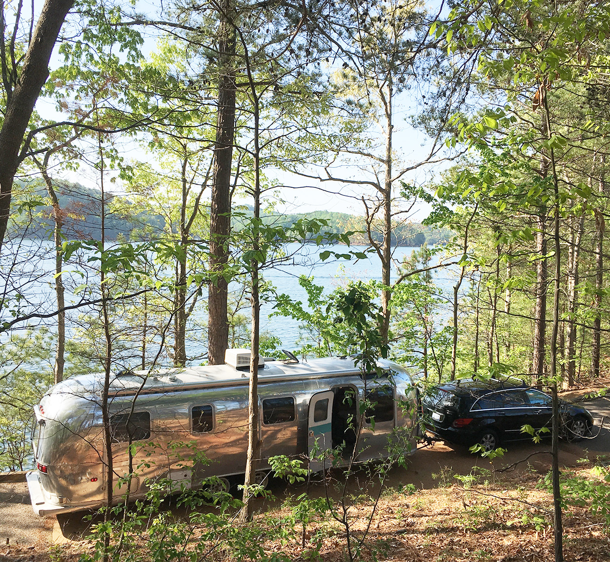 Off-the-Beaten-Path,-Out-in-Nature.mobile.3