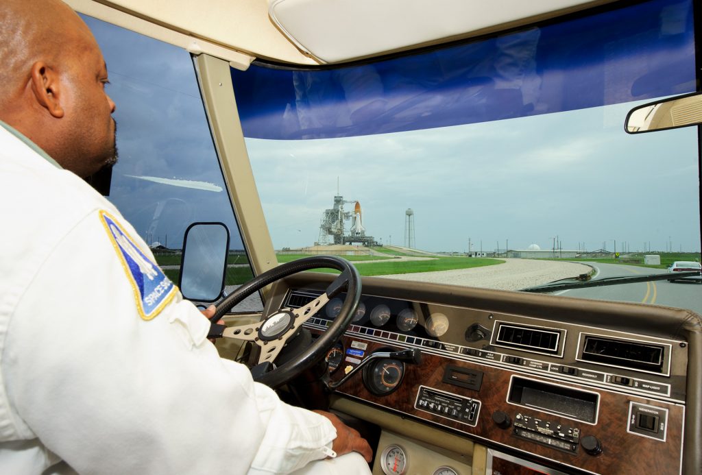 Airstream-Astrovan-Driver-and-Space-Launch-Pad