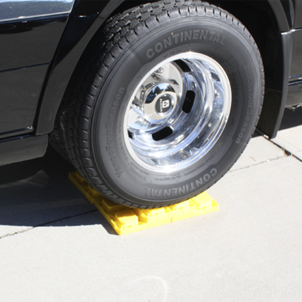Leveling your Airstream Touring Coach