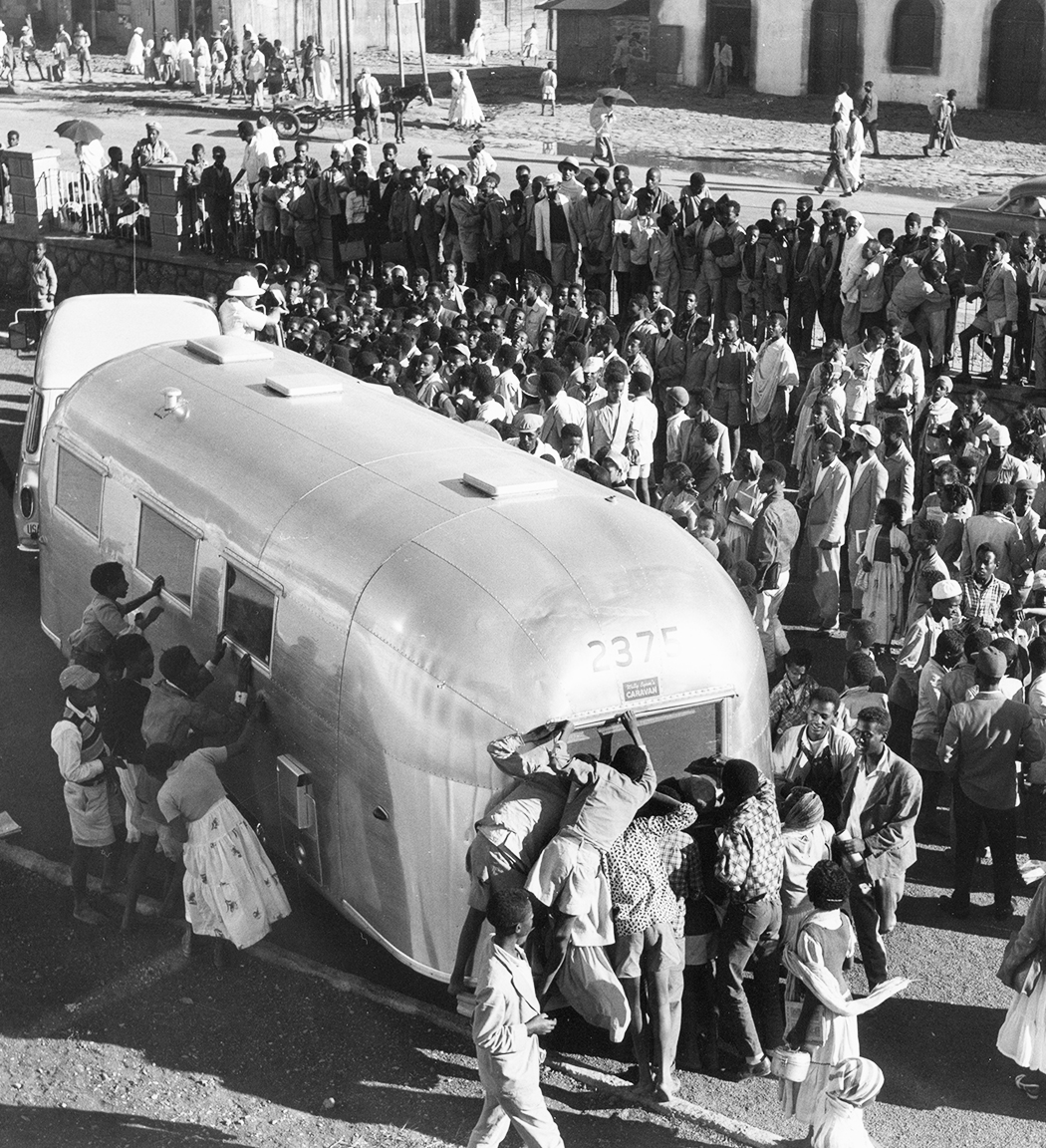Airstream Pete Turner Picture Wally Byam Africa Caravan Travel Trailer