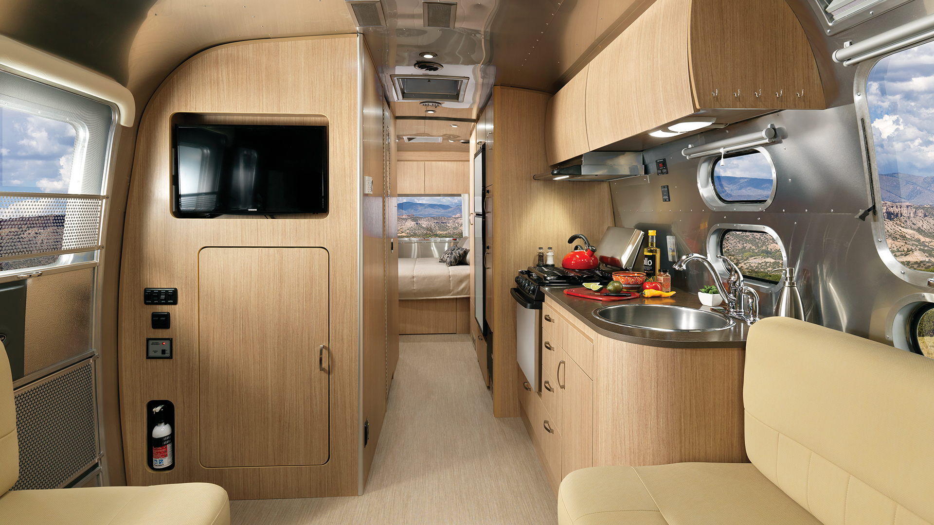 Airstream-Flying-Cloud-26RB-Front-to-Back-Interior-Travel-Trailer