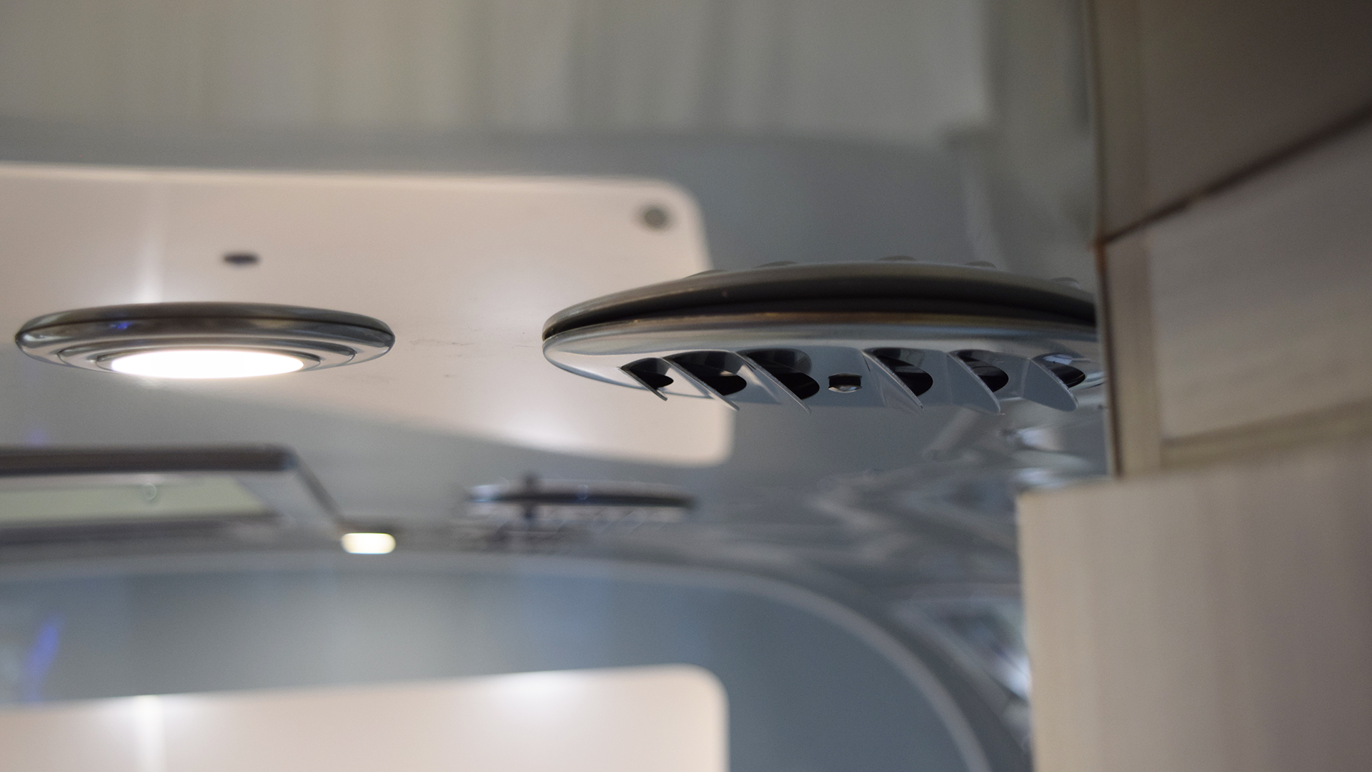 Airstream-Quietstream-Supply-Vent-Low-Profile-Duct