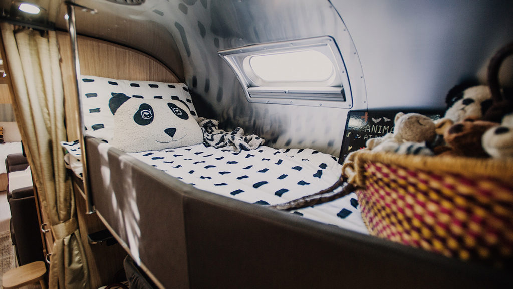 Flying-Cloud-30FB-Bunk-Bed-Corner