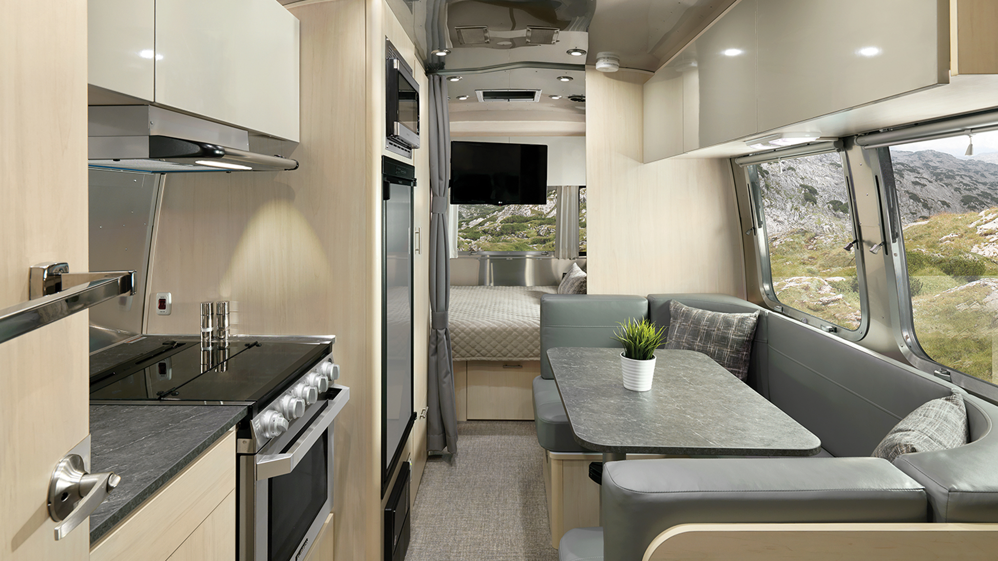 Airstream-Flying-Cloud-Sunlit-Maple-Decor-Refresh-Blog-Header-1