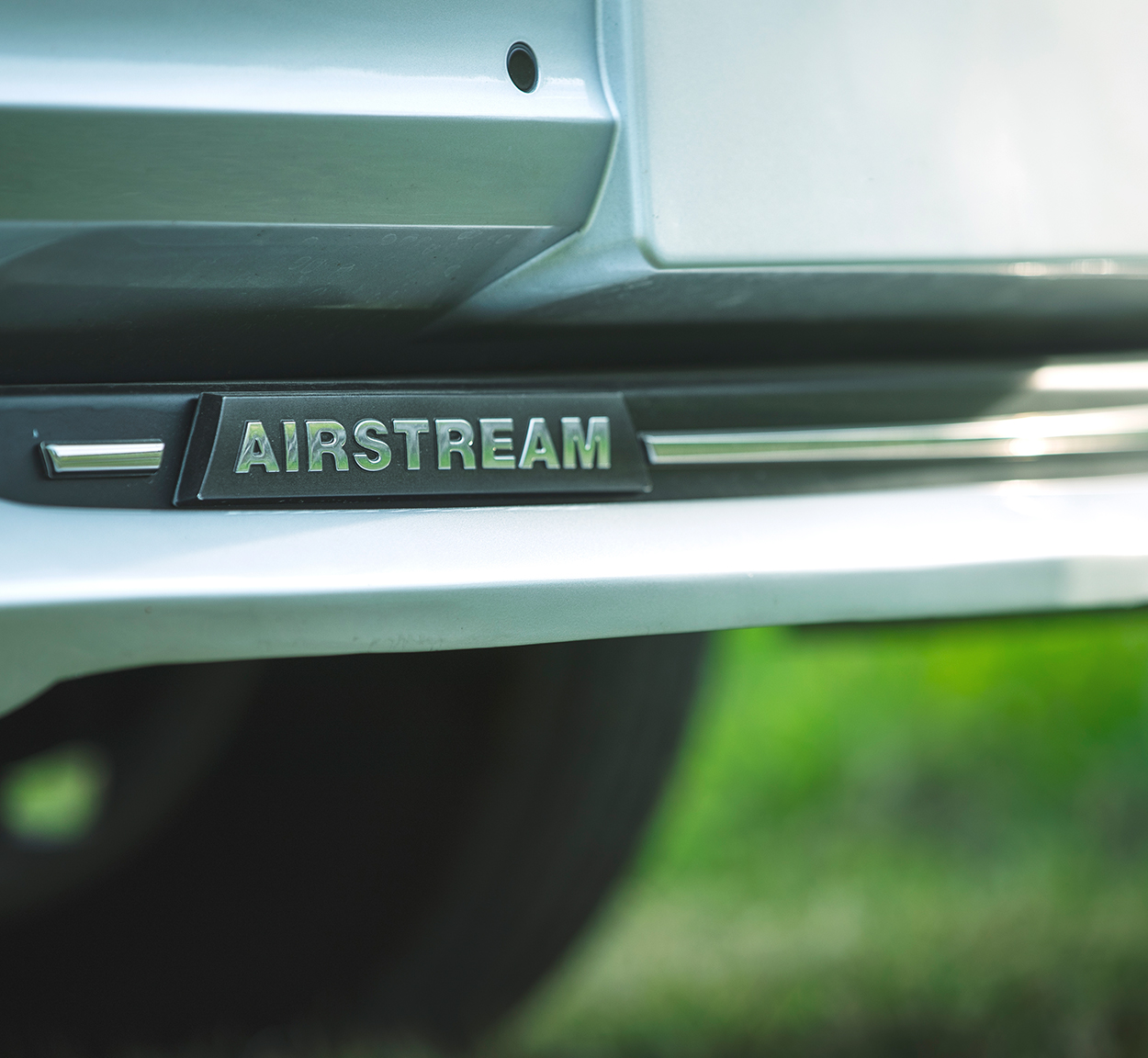 Rhonda-Coleman-Airstream-Touring-Coach-Front-Grille