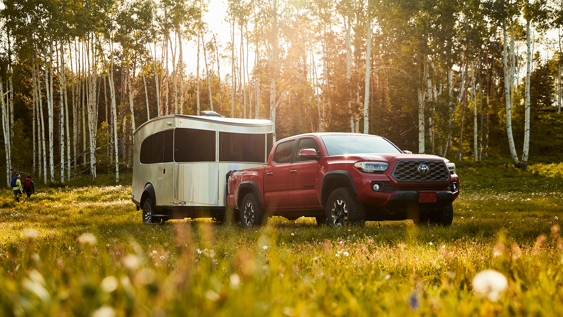 Airstream-Basecamp-20-Introduction-Front-3QTR