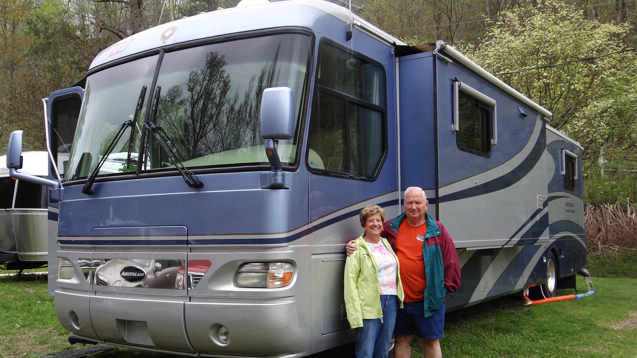 Barry-and-Karen-Bell-Airstream-Club-WBCCI-Motorhome