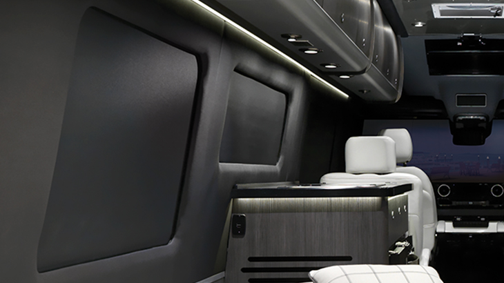 Airstream-Interstate-24GL-Windows