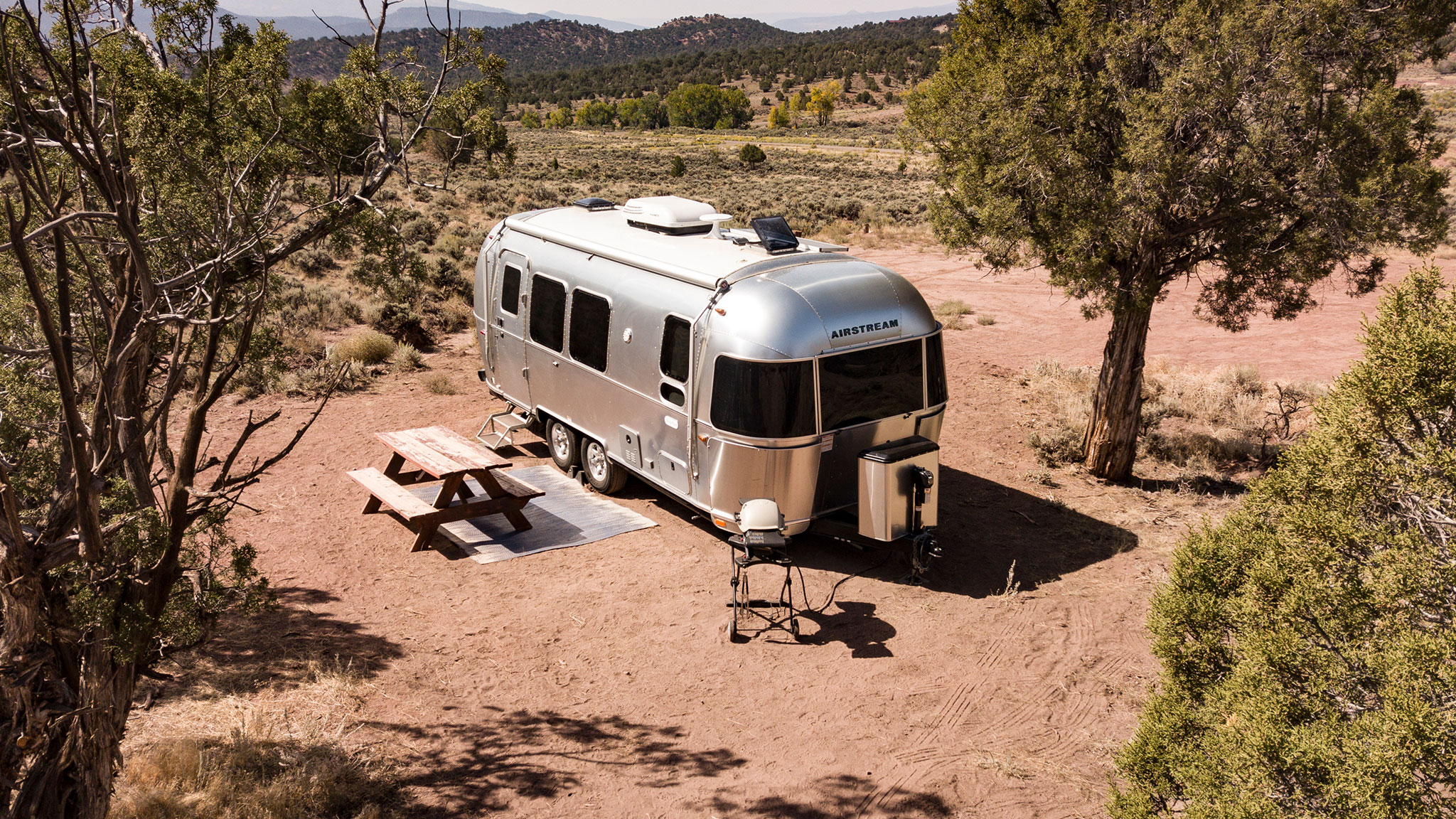airstream-boondocking-3