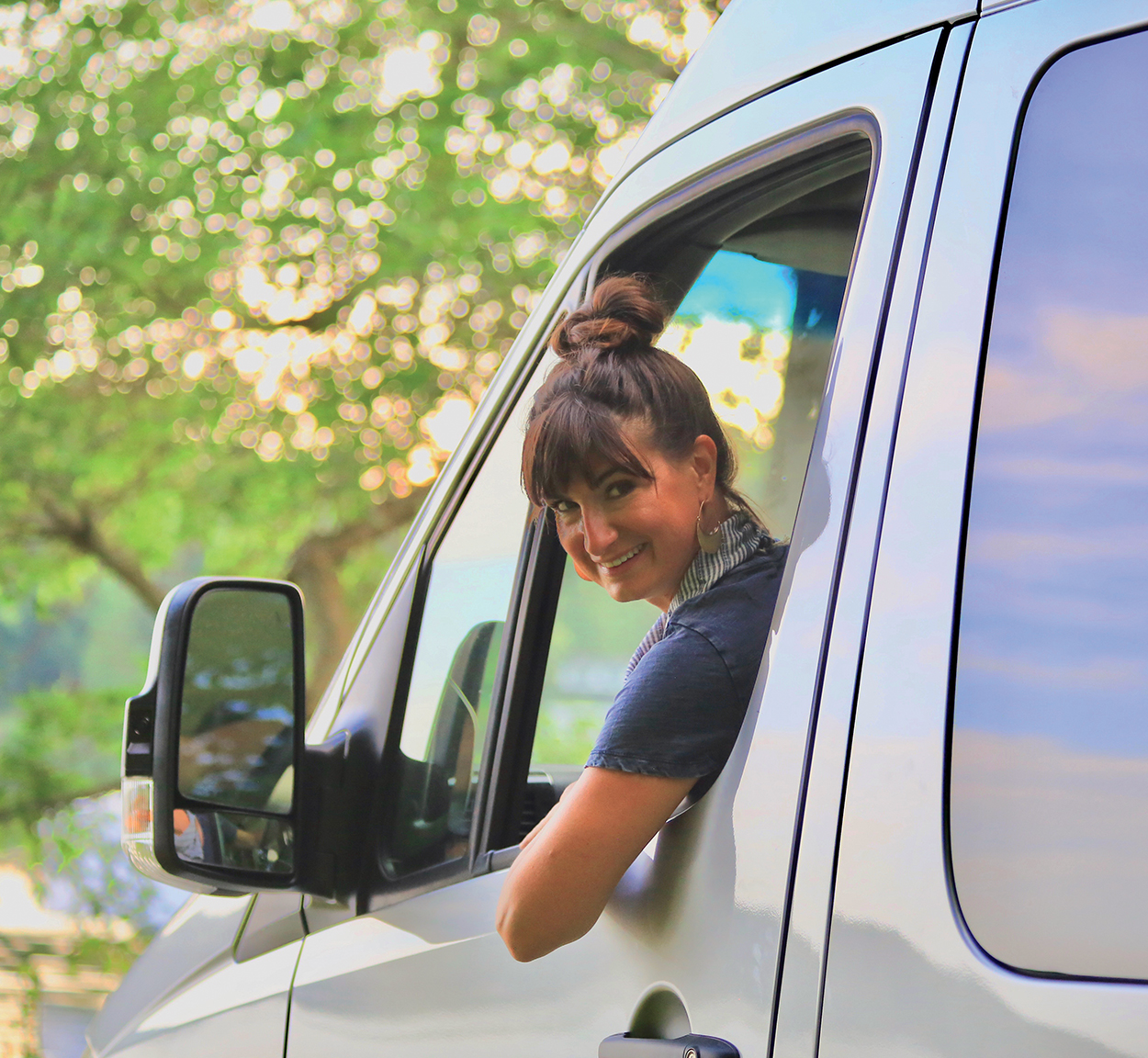 Airstream-Touring-Coach-Driving-Lifestyle-Preview