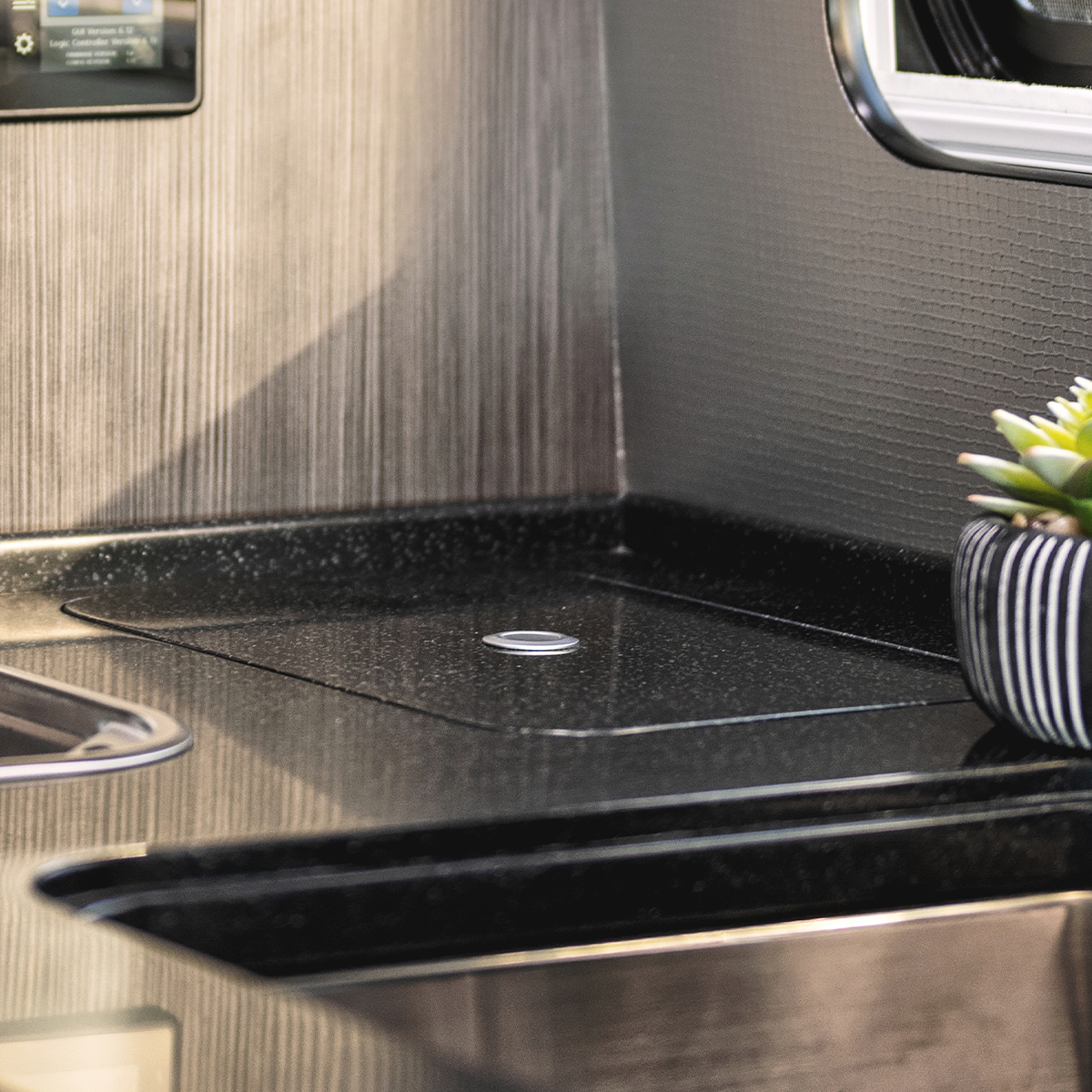 Image: 21-AIR-Blog-AtlasKitchen-6WasteContainer-Square.jpg