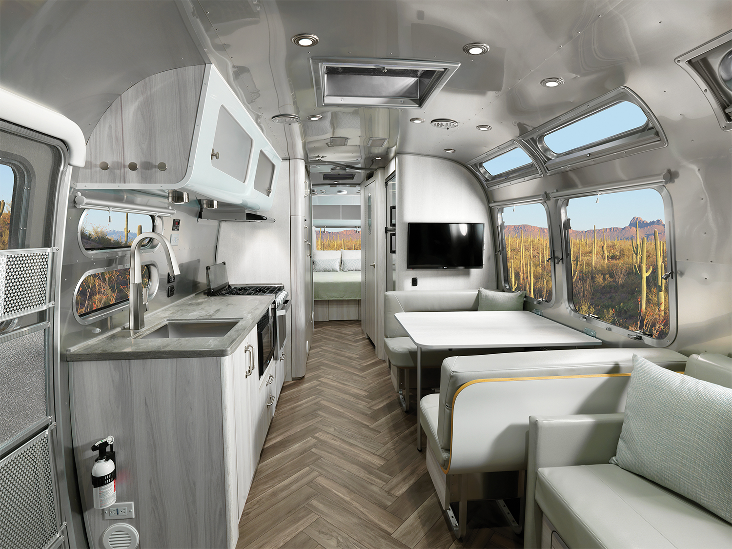 Airstream-International-30RB-floor-plan-travel-trailer-interior-front-to-back