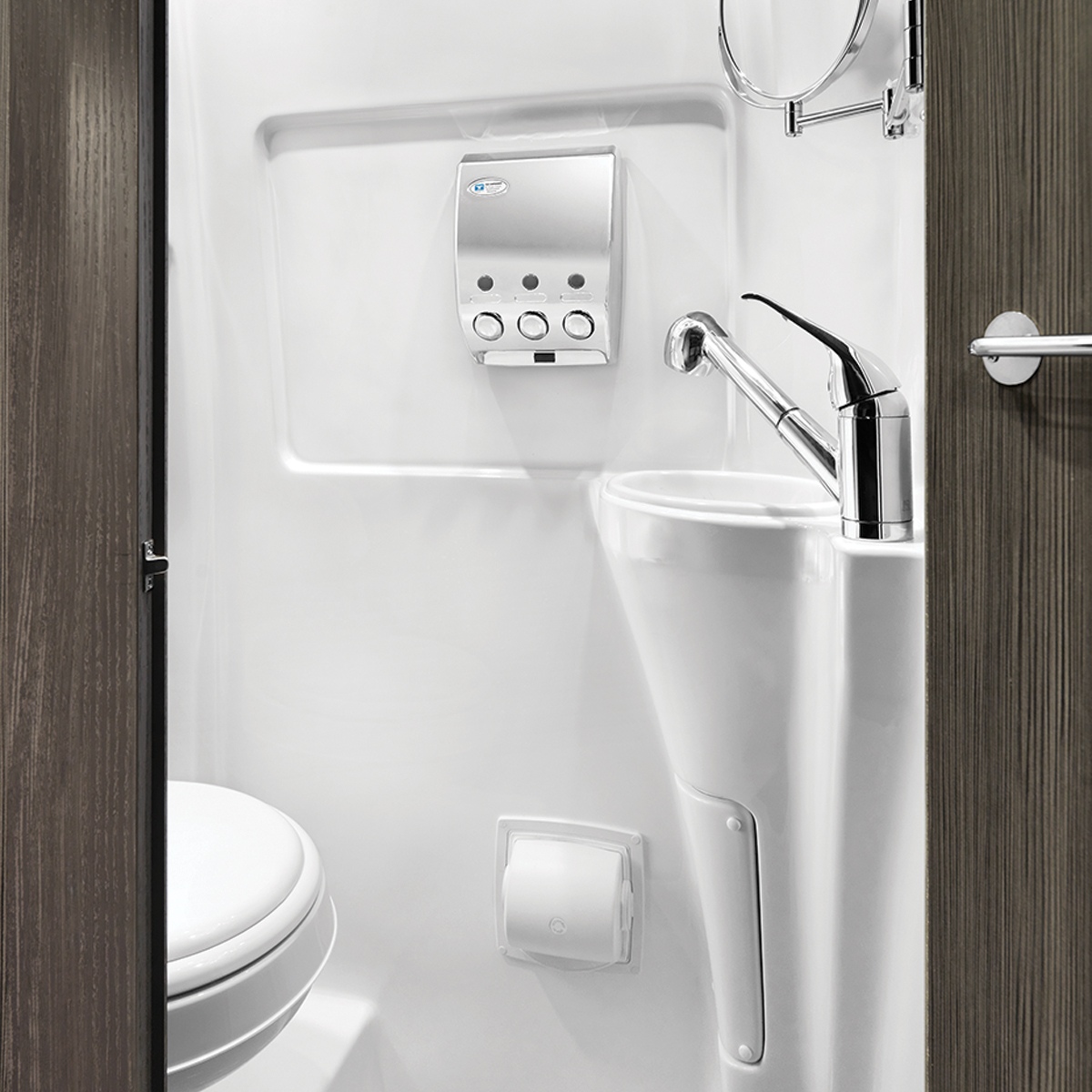 2020 Interstate EXT Lounge Interior Modern-Greige-Lavy