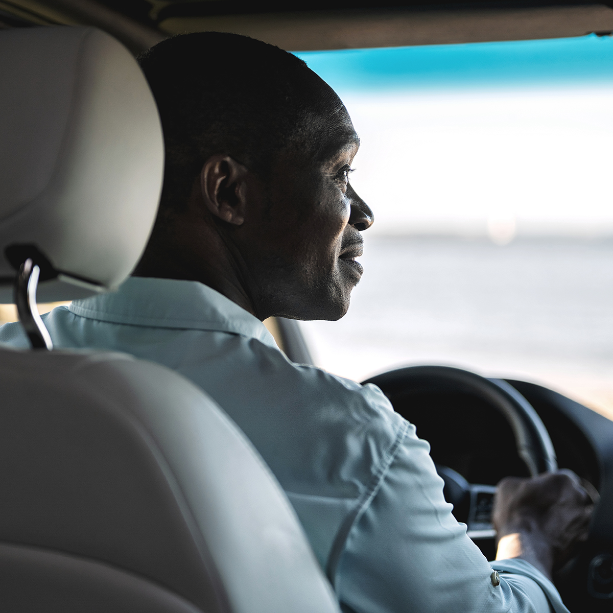 21-AIR-TCBlog-DrivingSprinterVan-Preview