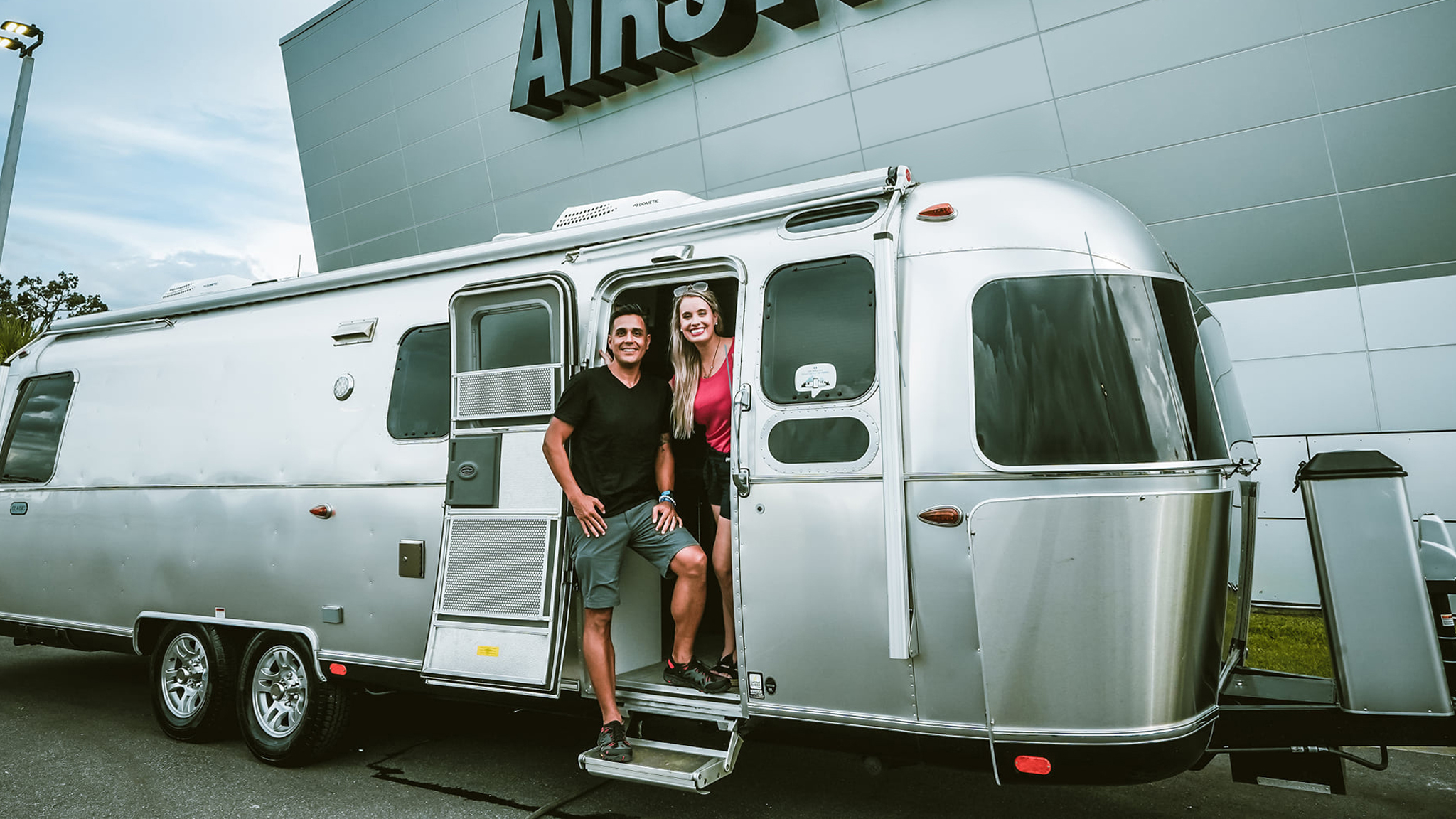 daniel-and-lauren-feature-image