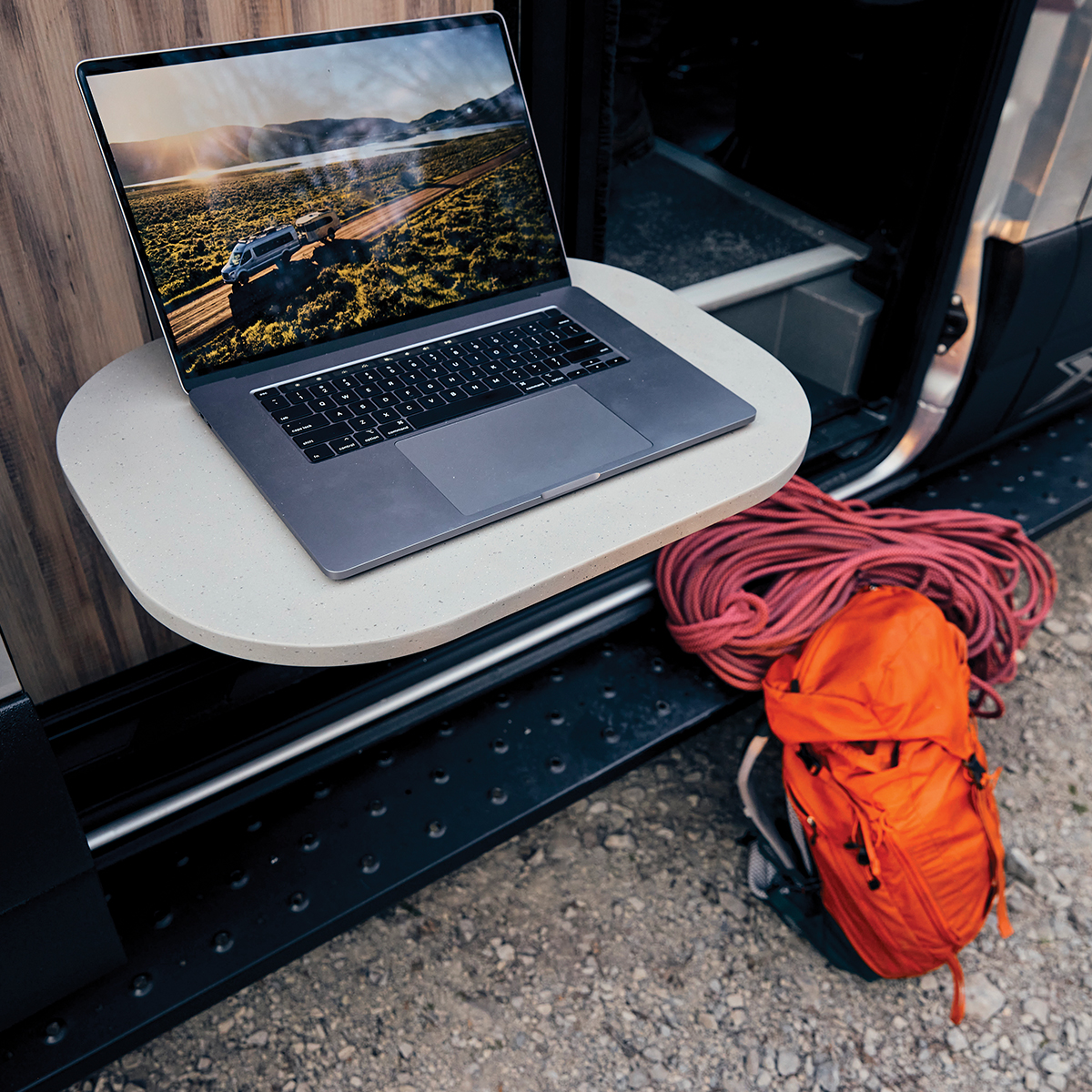 Airstream-Interstate-24X-Modular-Table-System